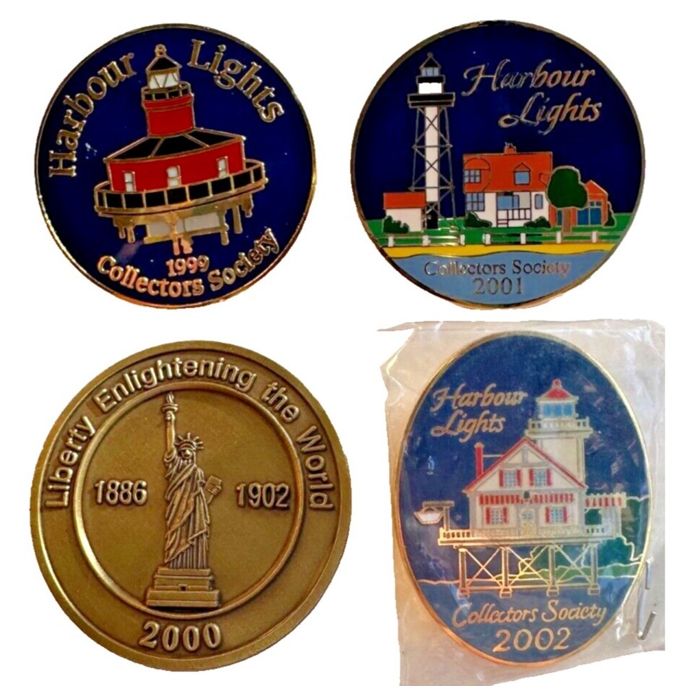 Harbour Lights Collectors Society Lot, 3 Pins & Liberty Coin 1999 2000 2001 2002